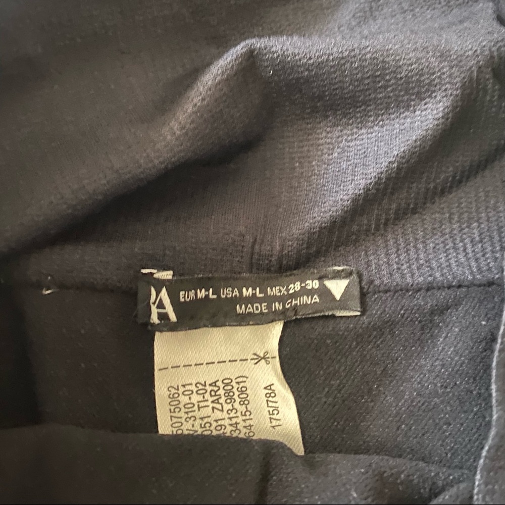 Zara Set - Picture 3 of 3